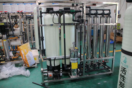 250L/H 1.7kW-380-415V 2xFRP 탱크 호박수 역오스모스식물