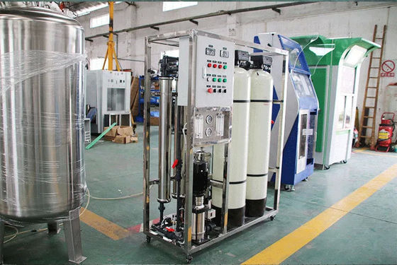 250L/H 1.7kW-380-415V 2xFRP 탱크 호박수 역오스모스식물