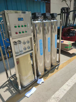 250L/H 1.7kW-380-415V 3xSS304 탱크 염기성 물 역오스모스식물