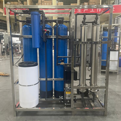 500L/H 1.7kW-380-415V 3xFRP 탱크 염기성 물 역오스모스식물