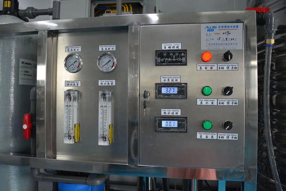 1TPH 2.1kW-380-415V 2xSS304 탱크 소금 물 역오스모스식물