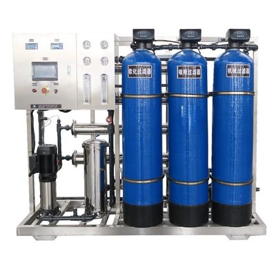 3TPH 5.5kW-380-415V 3xFRP 탱크 염기성 물 역오스모스식물