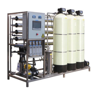 4TPH 5.5kW-380-415V 3xFRP 탱크 염기성 물 역오스모스식물