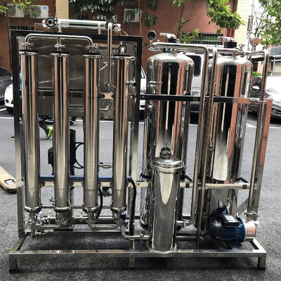 3TPH 5.5kW-380-415V 2xSS304 탱크 소금 물 역오스모스식물
