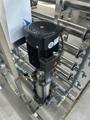 6TPH 7.9kW-380-415V 2xFRP 탱크 소금물 역오스모스식물