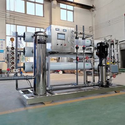 10TPH 19kW-380-415V 2xFRP 탱크 염기성 물 역오스모스식물
