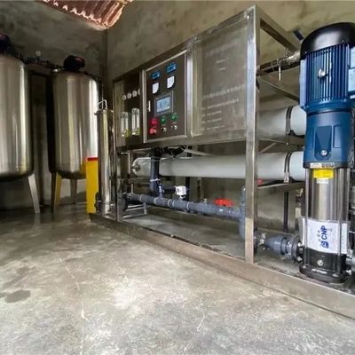 4TPH 415V SS304 탱크 호박수 역오스모스식물