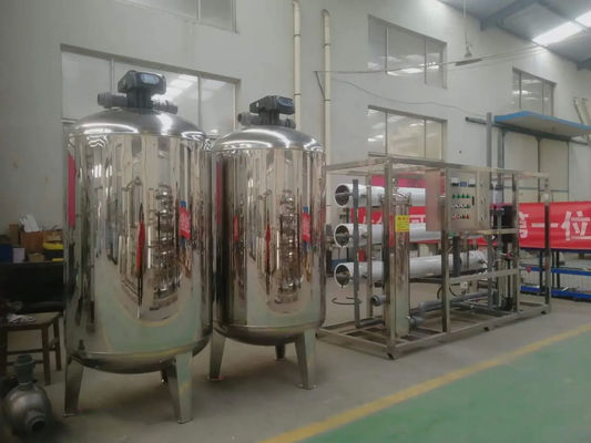 6TPH 7.9kW SS304 탱크 호박수 역오스모스식물 공장